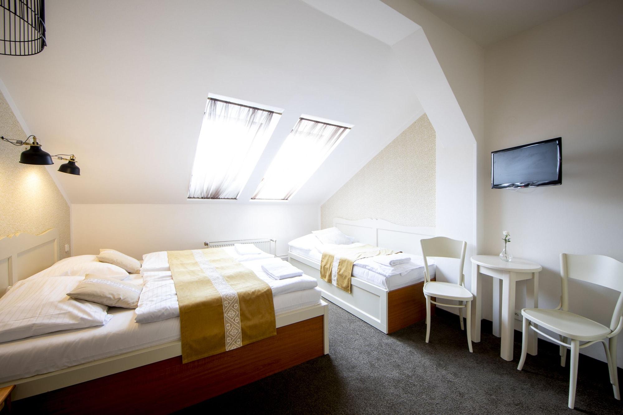 Hostal Sir Toby's Midtown